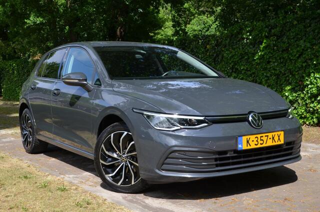 Volkswagen GOLF 1.0 TSI Life Apple Carplay/Android Auto/Ecc/Pdc/Virtueel-Dashbord/17-Inch Lmv/Cr-Controle