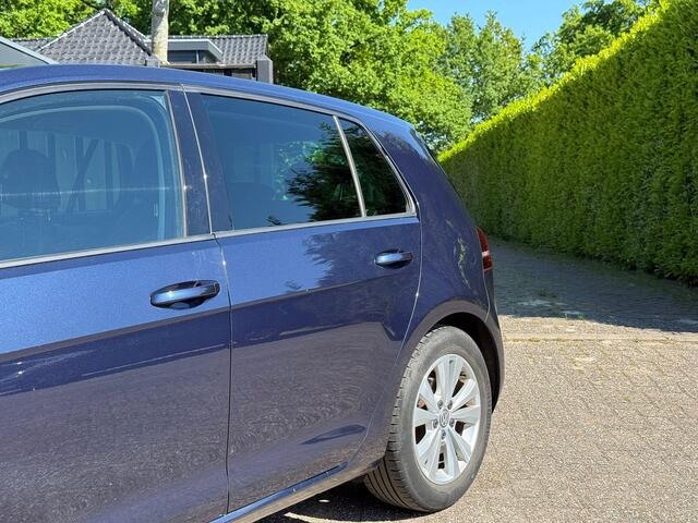 Volkswagen GOLF 1.0 TSI Comfortline AUT LEER CAMERA