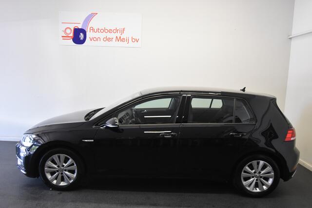 Volkswagen GOLF 1.5 TSI Comfortline , TREKHAAK , NAVI , CR CONTR , LMV16 , PDC V+A , MISTL V ,