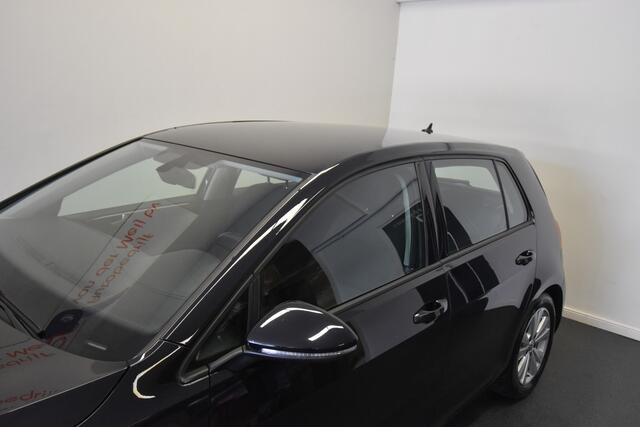 Volkswagen GOLF 1.5 TSI Comfortline , TREKHAAK , NAVI , CR CONTR , LMV16 , PDC V+A , MISTL V ,