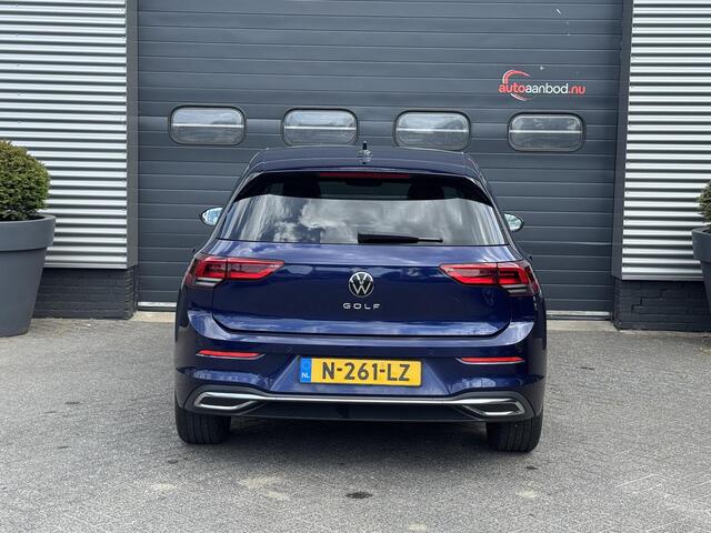 Volkswagen GOLF 1.5 TSI Style | Adaptive Cruise Control | Head-Up Display | Massage | DAB | Parkeersensoren |