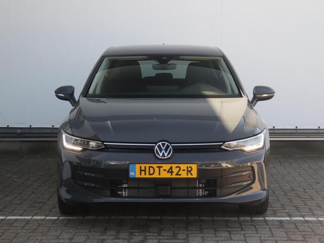 Volkswagen GOLF 1.5 TSI Life Edition | Achteruitrijcamera | App-connect |