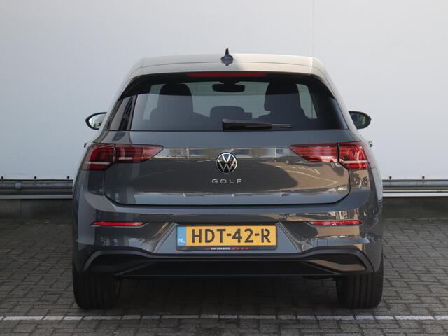 Volkswagen GOLF 1.5 TSI Life Edition | Achteruitrijcamera | App-connect |