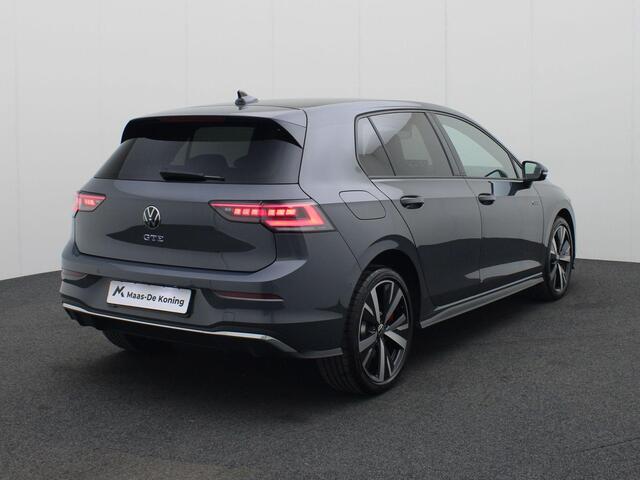Volkswagen GOLF 1.5 eHybrid 200kW/272PK GTE · 360° Camera + Parkeersensoren · Navigatie · App connect · Garantie tot oktober 2026