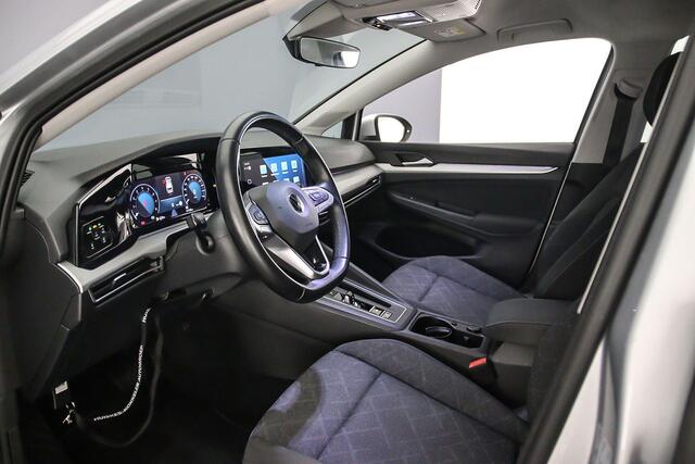 Volkswagen GOLF Variant Life 1.0 eTSI 110pk DSG Automaat