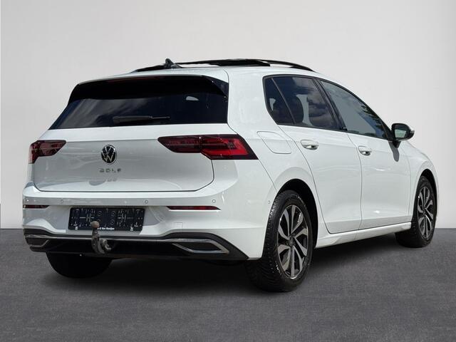 Volkswagen GOLF 2.0 TDI Active | Pano | Stoel + Stuurverwarming | ACC | HUD | Navi | Camera | Trekhaak |( Vestiging - Nieuwegein )