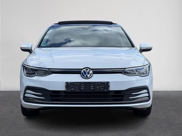 Volkswagen GOLF 2.0 TDI Active | Pano | Stoel + Stuurverwarming | ACC | HUD | Navi | Camera | Trekhaak |( Vestiging - Nieuwegein )