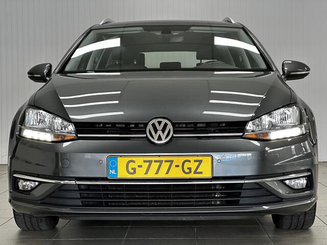 Volkswagen GOLF Variant 1.6 TDI Comfortline Business/ Facelift/ Massage-Stoel/ 16'' LMV/ Navi/ Apple + Android/ DAB+/ Clima/ Adaptive Cruise/ Stoelverw./ Elek. pakket/ Multi. LEDER. Stuur/ Mistl./ PDC V+A/ Dakrails/ LED Dagrijverl.