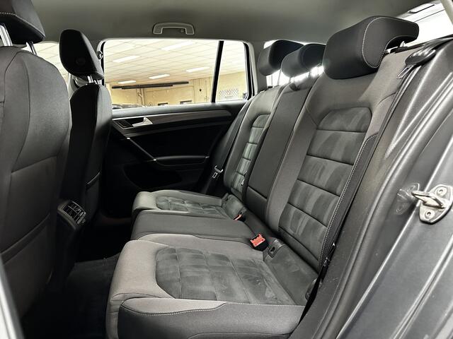 Volkswagen GOLF Variant 1.6 TDI Comfortline Business/ Facelift/ Massage-Stoel/ 16'' LMV/ Navi/ Apple + Android/ DAB+/ Clima/ Adaptive Cruise/ Stoelverw./ Elek. pakket/ Multi. LEDER. Stuur/ Mistl./ PDC V+A/ Dakrails/ LED Dagrijverl.