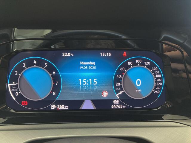 Volkswagen GOLF 1.0 TSI 110pk Life · ACC · Apple/Android Car Play · Navigatie · Draadloze Telefoonlader · Clima · Verkeerdsbord Detectie · Sfeerverlichting · 22-11-2026 of 100.000km