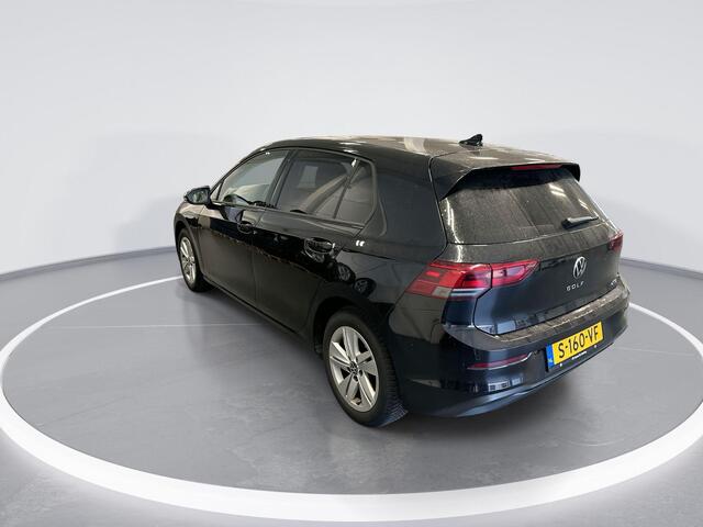 Volkswagen GOLF 1.0 eTsi 110pk DSG Life · Apple/Android Car Play · Navi · P-Sensoren · ACC · DAB · 16'' Inch · Garantie t/m 17-04-2027 of 100.000km