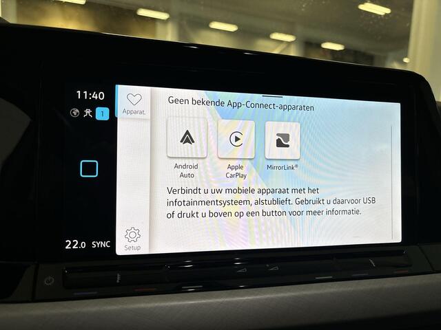 Volkswagen GOLF 1.0 eTsi 110pk DSG Life · Apple/Android Car Play · Navi · P-Sensoren · ACC · DAB · 16'' Inch · Garantie t/m 17-04-2027 of 100.000km