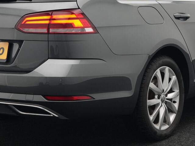 Volkswagen GOLF Variant 1.5 TSI Highline 150pk DSG | Adaptive Cruise | Carplay | Stoelverwarming/Stoelmassage | Navigatie | Spraakbediening | Sportstoelen |