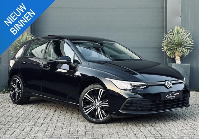 Volkswagen GOLF 1.5 eTSI R-Line