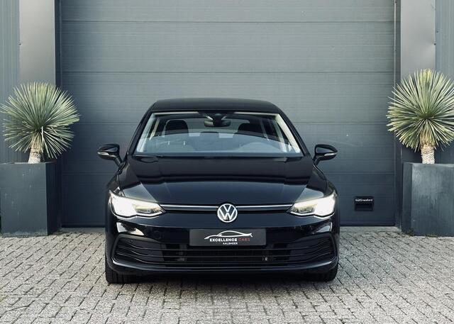 Volkswagen GOLF 1.5 eTSI R-Line