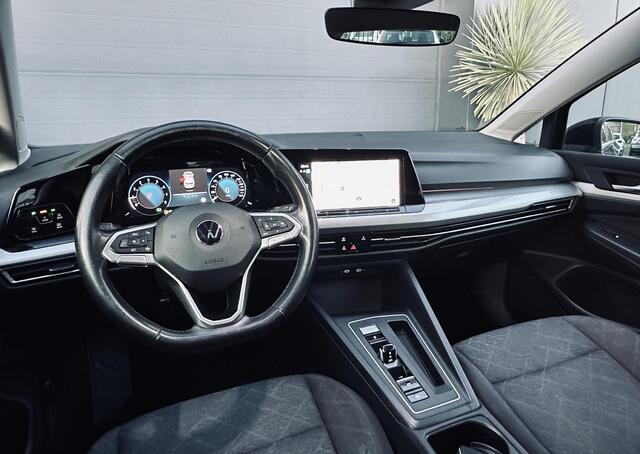 Volkswagen GOLF 1.5 eTSI R-Line