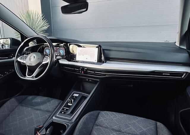 Volkswagen GOLF 1.5 eTSI R-Line