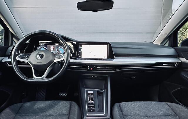 Volkswagen GOLF 1.5 eTSI R-Line