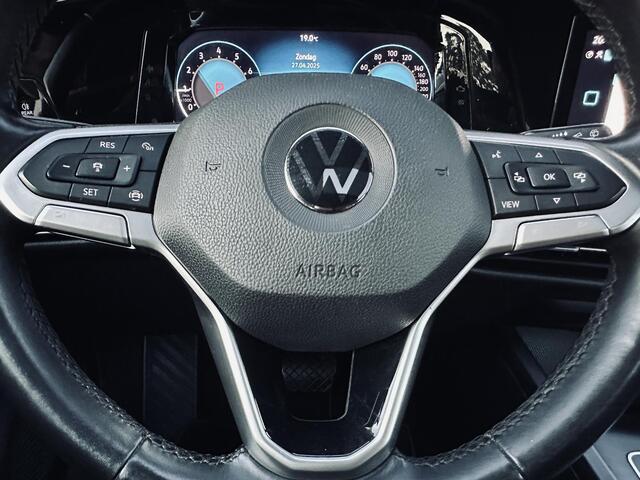 Volkswagen GOLF 1.5 eTSI R-Line
