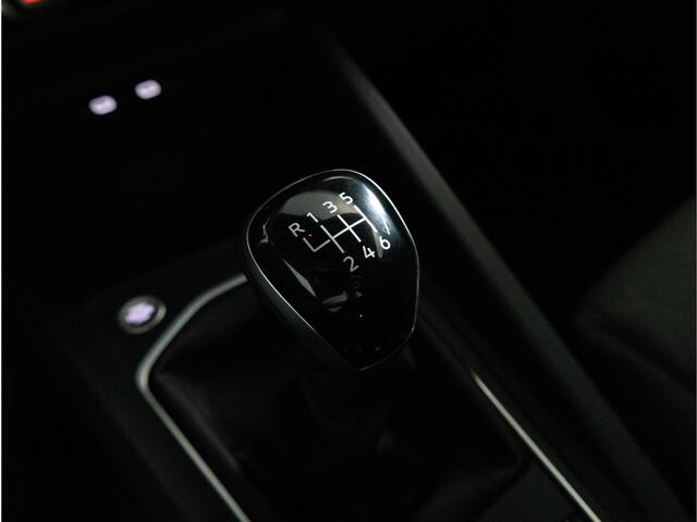 Volkswagen GOLF variant Life Edition 1.5 TSI 116 pk Variant | Wegklapbare trekhaak | Adaptieve Cruise Control | Elektrisch bedienbare achterklep | Achteruitrijcamera |
