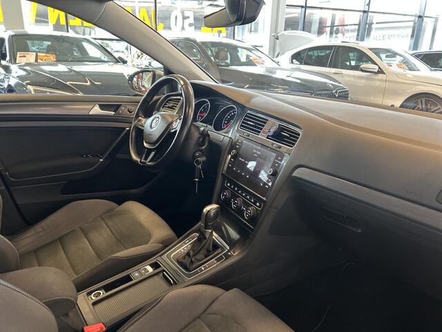 Volkswagen GOLF Variant 1.0 TSI Highline | Automaat | Adaptieve cruise control | Climate control | Apple carplay | Achteruitrijcamera | Stoelmassage | Alcantara bekleding