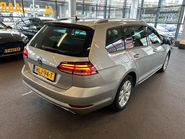 Volkswagen GOLF Variant 1.0 TSI Highline | Automaat | Adaptieve cruise control | Climate control | Apple carplay | Achteruitrijcamera | Stoelmassage | Alcantara bekleding