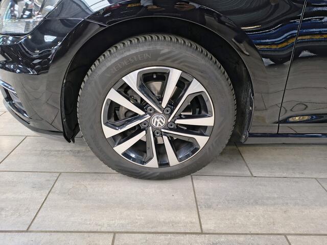 Volkswagen GOLF Variant 2.0 TDI Life Business | Trekhaak | Apple Carplay | Stoelverwarming | Navi | Clima | 4 seiz. banden