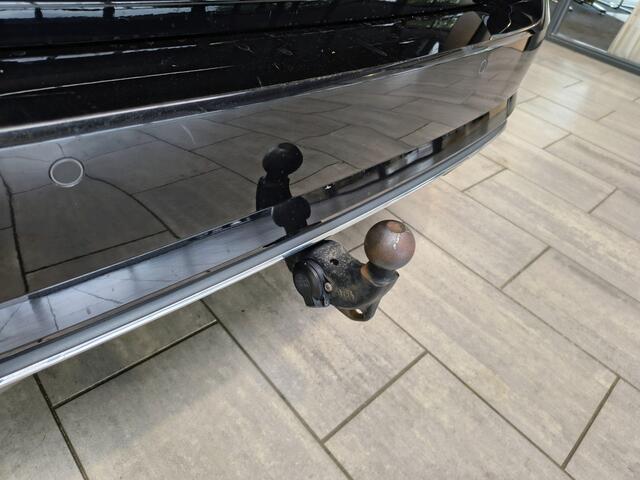 Volkswagen GOLF Variant 2.0 TDI Life Business | Trekhaak | Apple Carplay | Stoelverwarming | Navi | Clima | 4 seiz. banden