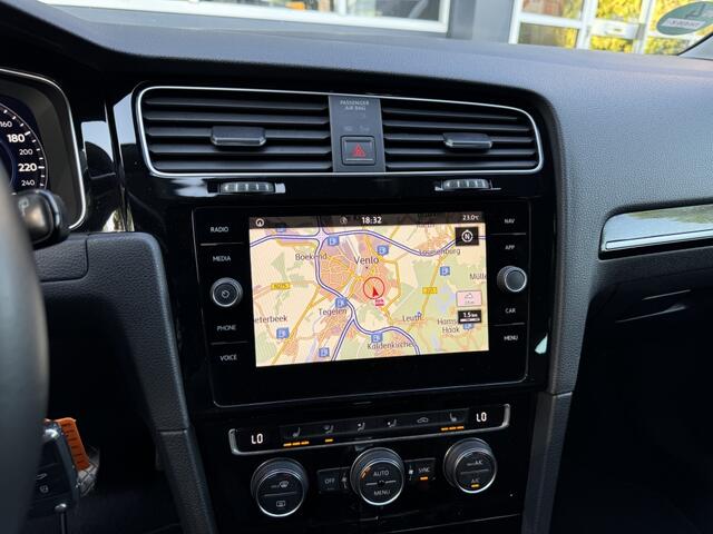 Volkswagen GOLF 1.5 TSI 150 Pk DSG Highline Virtual Navi Led