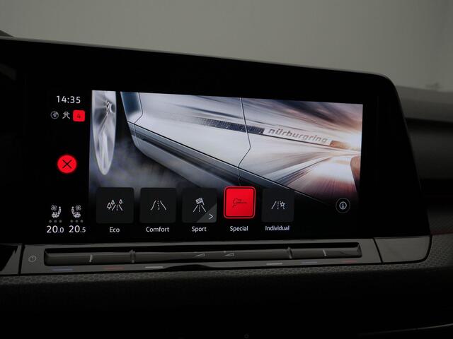 Volkswagen GOLF GTI Clubsport 2.0 TSI 300 pk DSG | Panoramadak | Leder | Dynamic Chassis Control | Harman Kardon sound | Stoelventilatie | Park Assist | Adaptive Cruise | 18 inch
