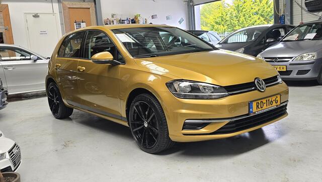 Volkswagen GOLF 1.0 TSI Virtual Cockpit Adaptive cruisecontrole, BOMVOL OPTIES!