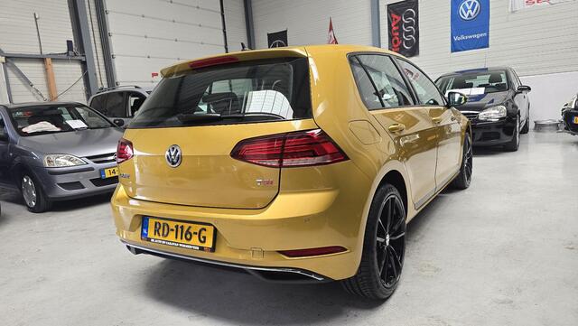 Volkswagen GOLF 1.0 TSI Virtual Cockpit Adaptive cruisecontrole, BOMVOL OPTIES!