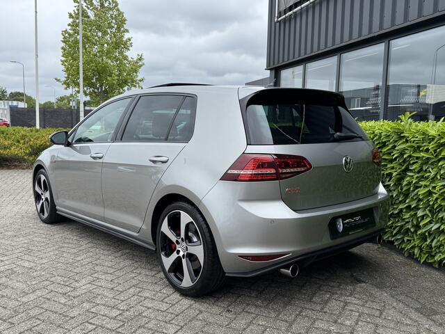 Volkswagen GOLF 7 GTI Performance 2.0 TSI 230pk DSG / Aut. Vol opties Unieke originele staat 61dkm!!