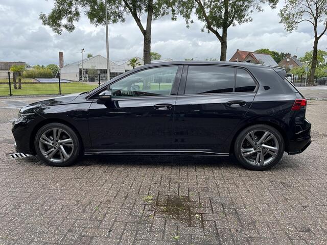 Volkswagen GOLF 1.5 eTSI R-Line Business Aut Navi Camera ACC Carpl