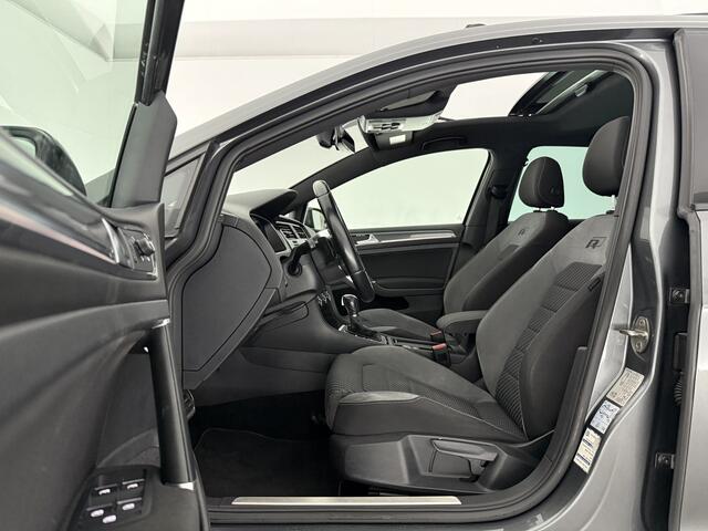 Volkswagen GOLF 1.5 TSI 3x R-line 150PK DSG Pano LED Virtual ACC Camera Clima Navi 17"LMV PDC