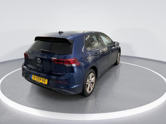 Volkswagen GOLF 1.0 eTsi 110pk DSG Life · Apple/Android Car Play · Navi · P-Sensoren · Sfeerverlichting · Verkeersbord Herkenning · 16'' Inch · Garantie t/m 19-04-2027 of 100.000km