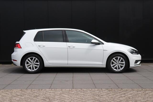 Volkswagen GOLF 1.5 TSI Comfortline Business | PDC | APPLE CARPLAY | TREKHAAK | LMV | CRUISE | NAVI |