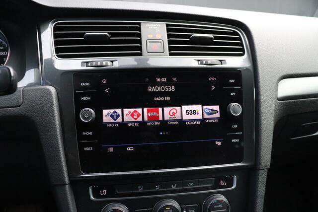 Volkswagen GOLF 1.5 TSI Comfortline Business | PDC | APPLE CARPLAY | TREKHAAK | LMV | CRUISE | NAVI |