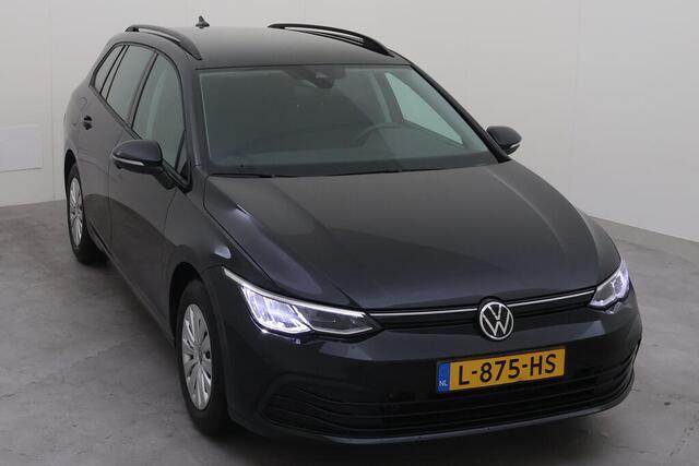 Volkswagen GOLF Variant 1.0 TSI / Digitaal dashboard / App connect / Trekhaak / LED
