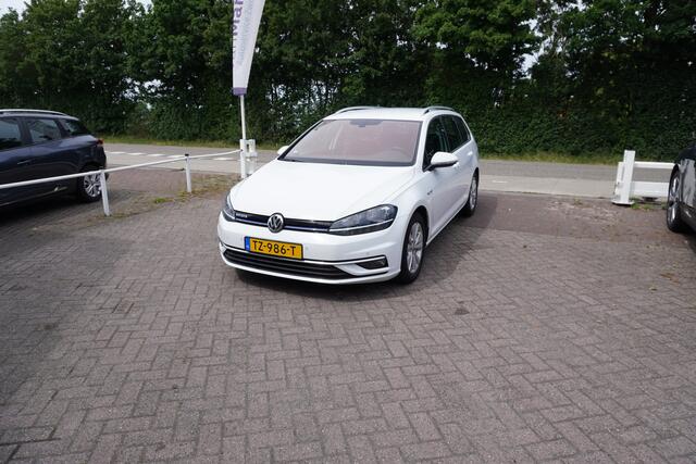 Volkswagen GOLF Variant 1.5 TSI Comfortline Business TREKHAAK MASSAGESTOEL NAVI CARPLAY