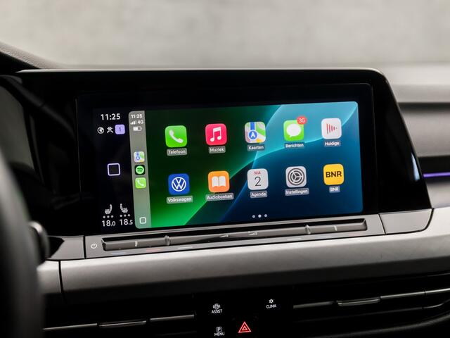Volkswagen GOLF 1.0 eTSI Sport Automaat (APPLE CARPLAY, GROOT NAVI, STUUR/STOELVERWARMING, SFEERVERLICHTING, PARKEERSENSOREN, SPORTSTOELEN, GETINT GLAS, ADAPTIVE CRUISE, LED KOPLAMPEN, NIEUWSTAAT)
