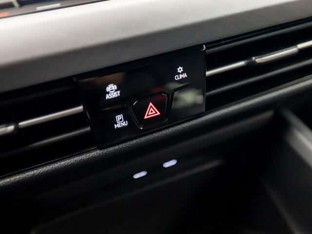 Volkswagen GOLF 1.0 eTSI Sport Automaat (APPLE CARPLAY, GROOT NAVI, STUUR/STOELVERWARMING, SFEERVERLICHTING, PARKEERSENSOREN, SPORTSTOELEN, GETINT GLAS, ADAPTIVE CRUISE, LED KOPLAMPEN, NIEUWSTAAT)