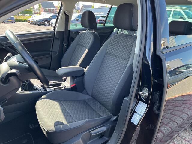 Volkswagen GOLF 1.0 TSI Comfortline | 115Pk | ACC | Clima | A-Camera | Navi | APP Connect |