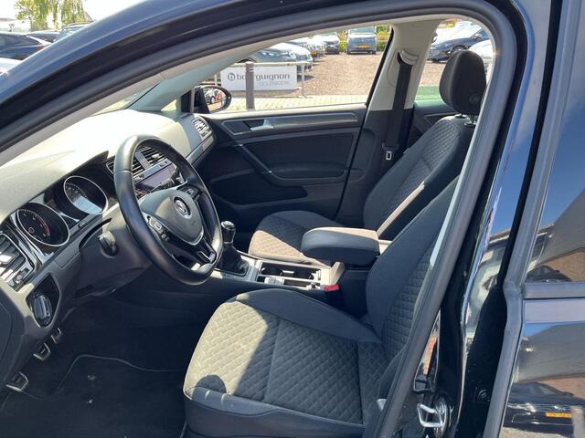 Volkswagen GOLF 1.0 TSI Comfortline | 115Pk | ACC | Clima | A-Camera | Navi | APP Connect |