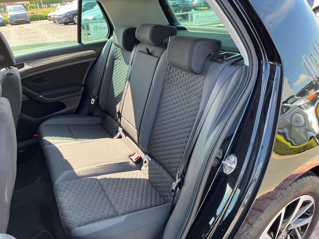 Volkswagen GOLF 1.0 TSI Comfortline | 115Pk | ACC | Clima | A-Camera | Navi | APP Connect |