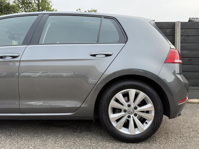 Volkswagen GOLF 1.5 TSI Comfortline dealer onderhouden