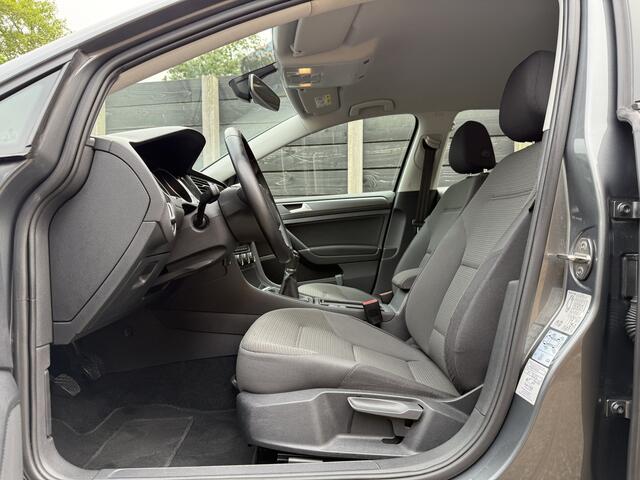 Volkswagen GOLF 1.5 TSI Comfortline dealer onderhouden