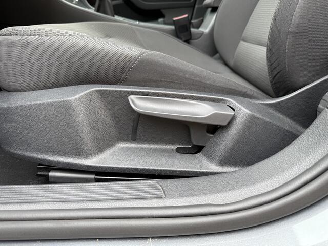 Volkswagen GOLF 1.5 TSI Comfortline dealer onderhouden