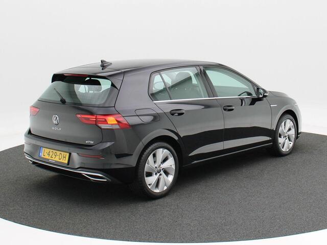 Volkswagen GOLF 1.5 eTSi 150 Pk Automaat Style | Adaptive Cruise | CarPlay | Navigatie | Bluetooth | Parkeersensoren | 17 Inch | 87.485 Km!!