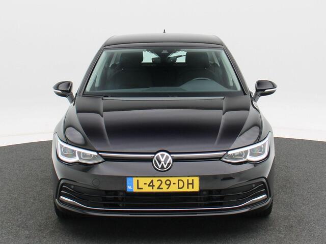 Volkswagen GOLF 1.5 eTSi 150 Pk Automaat Style | Adaptive Cruise | CarPlay | Navigatie | Bluetooth | Parkeersensoren | 17 Inch | 87.485 Km!!